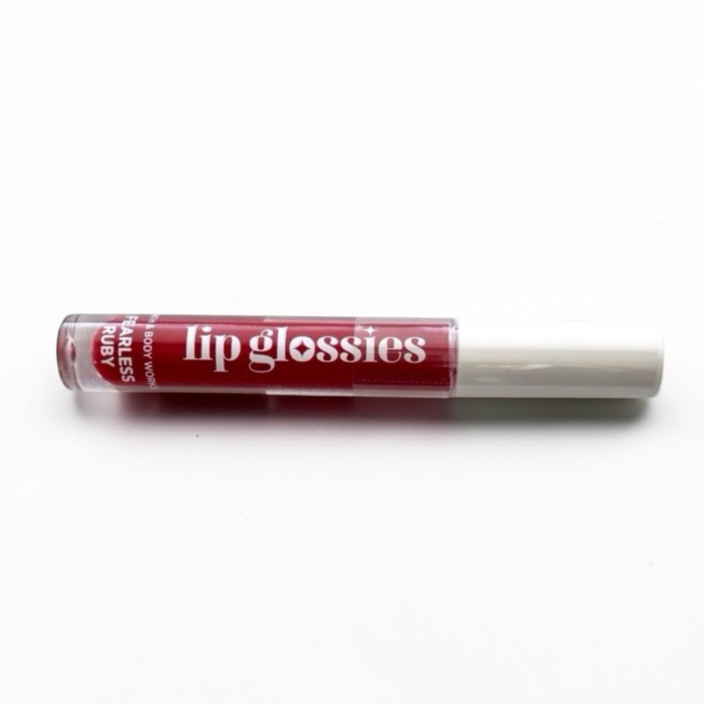 🆕 Fearless Ruby Lip Glossies